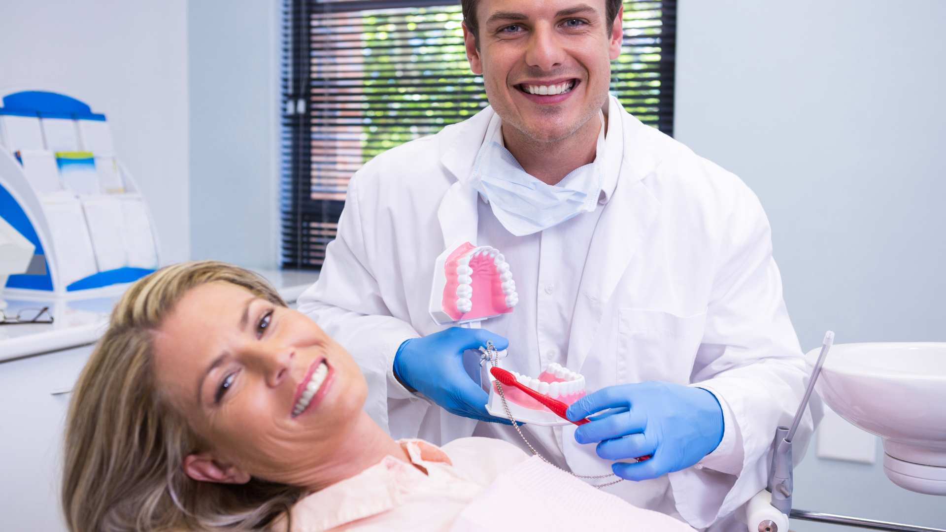 איך בונים תכנית טיפול חכמה לשיקום הפה